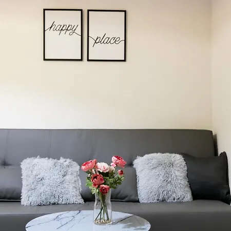 Natalie's Place דירה *